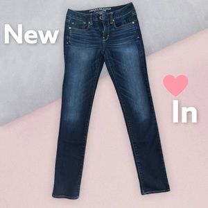 American eagle jeans size 4 like new ♥️